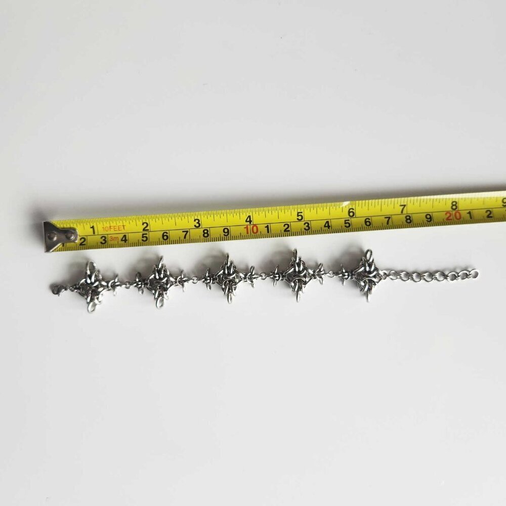 Gothic medieval style chunky silver chainmail bracelet with spikes - Picture 5 of 8
